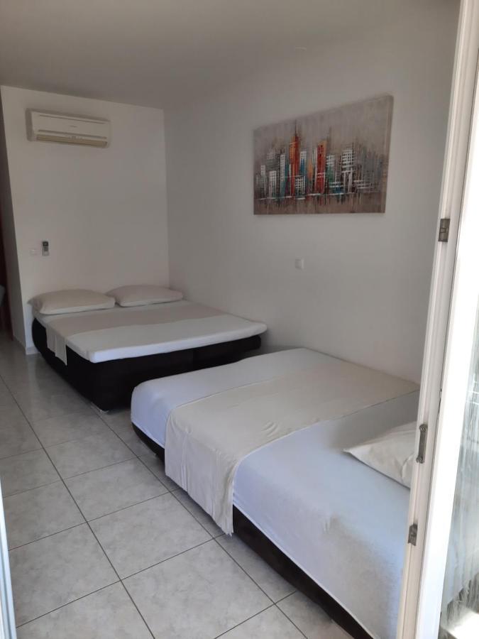 Mihaela Studio Apartmans 150M Near The Beach Kaštela エクステリア 写真
